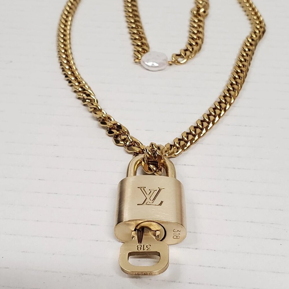 Auth Louis Vuitton Lock&Key Gold w/Unbranded Cuban Style Stainless Double Chain - Picture 12 of 14